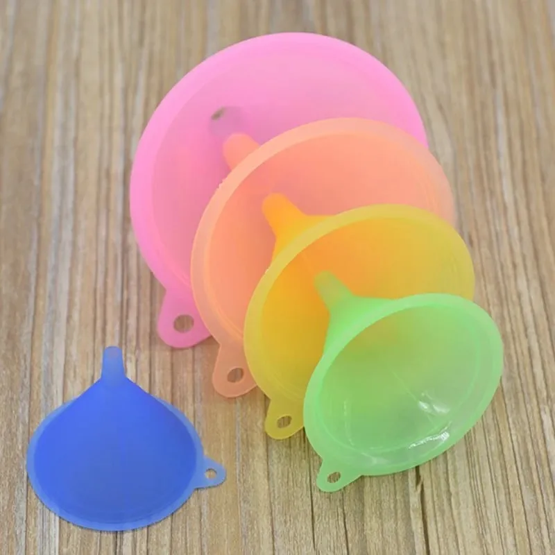 5Pcs/set Colorful Multi-Size Funnel Set Kitchen Oil Juice Sauces Funnels Liquid Dispensing Tool — image 3