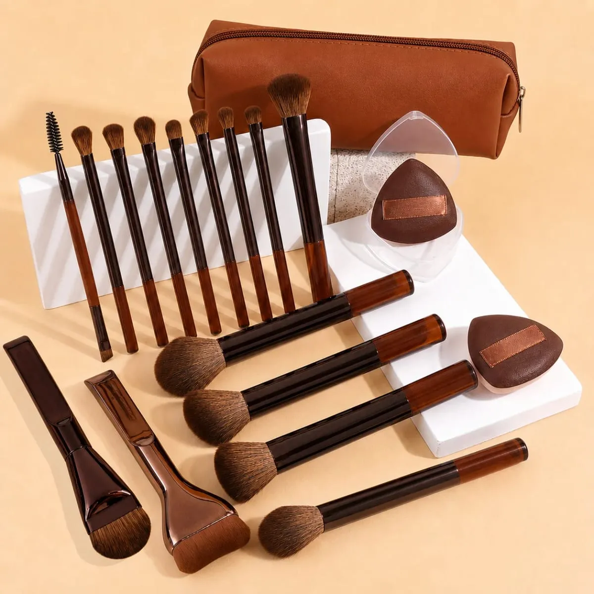 Makeup Brush Set - 18pcs High-Value Multi-Functional - Including 15 Makeup Brushes + 2 Powder Puffs + Makeup Bag - Travel-Friend — image 2