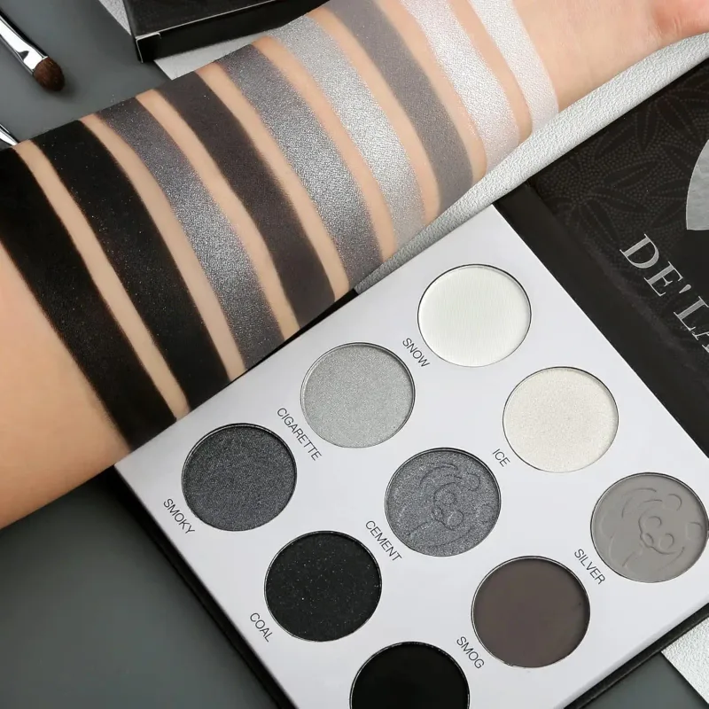 9 Colors Eyeshadow Palette Powder Matte Shimmer Gothic Smoky Punk Blendable High Colors Fine Flash Lasting Eye Makeup