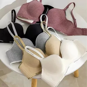 Pambabaeng Kasuotang Panloob Maliit na Dibdib Sexy Push Up Lingerie Walang Seamless Bra para sa Babae Komportable Araw-araw na Bra Makapal Bralette 32-38AB